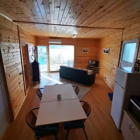 Lakeview Estate Chalet